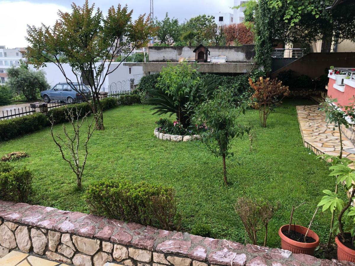 Apartments Adrian Ulcinj Exterior photo